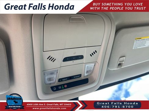 Used 2023 GMC Acadia Denali AWD/4WD image 17