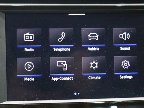 Used 2024 Volkswagen Jetta SE image 32