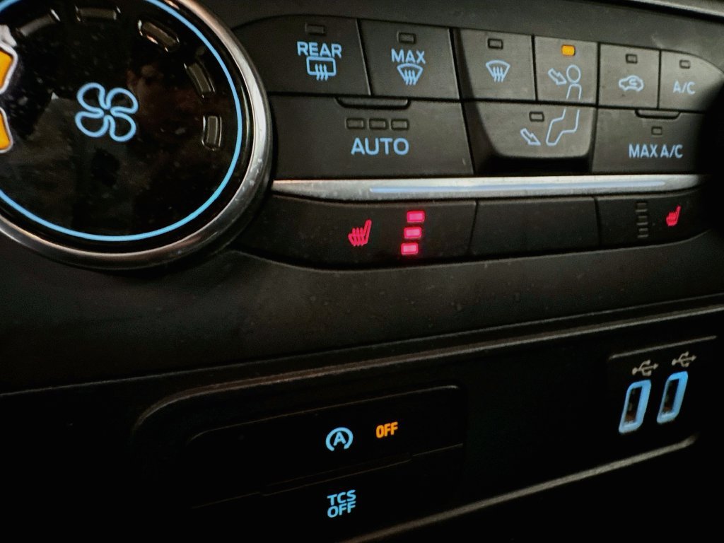 Used 2020 Ford EcoSport SE AWD/4WD image 21