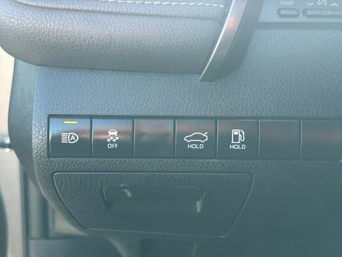 Used 2024 Toyota Camry SE w/ Convenience Package image 25