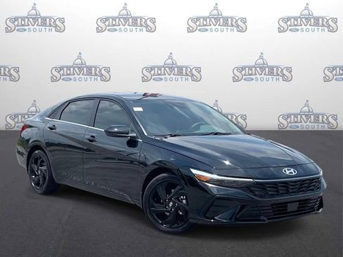 Used 2026 Hyundai Elantra SEL Sport Premium FWD image 1
