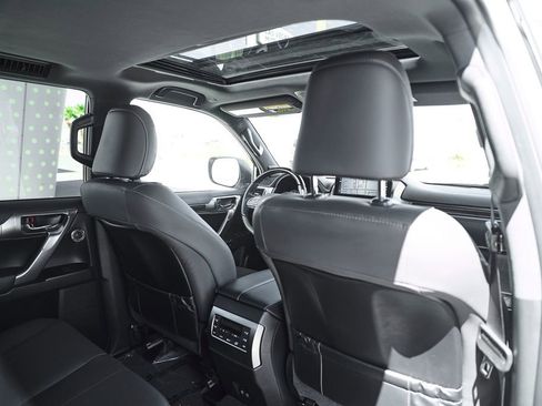 Used 2023 Lexus GX 460 Premium w/ Premium Plus Package AWD/4WD image 43