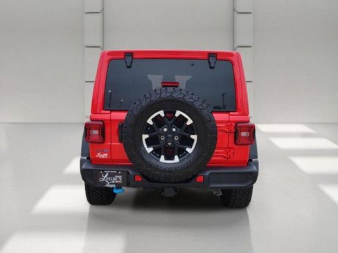 Used 2025 Jeep Wrangler Unlimited Rubicon 4xe w/ Safety Group AWD/4WD image 5