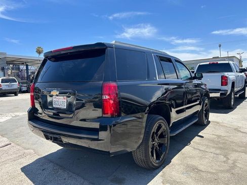 Used 2018 Chevrolet Tahoe LT w/ Luxury Package RWD image 4