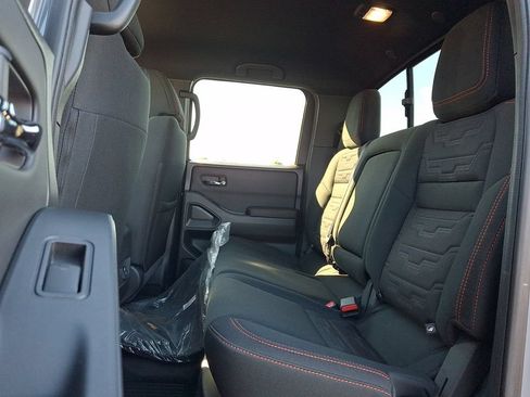 Certified 2023 Nissan Frontier PRO-4X w/ Pro Convenience Package AWD/4WD image 10