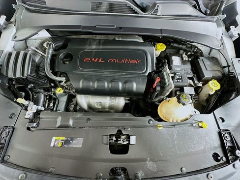 Used 2022 Jeep Compass Latitude image 29