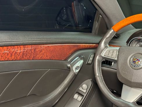 Used 2011 Cadillac CTS Premium image 29