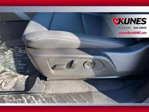 New 2026 GMC Canyon Elevation w/ Convenience Package image 10