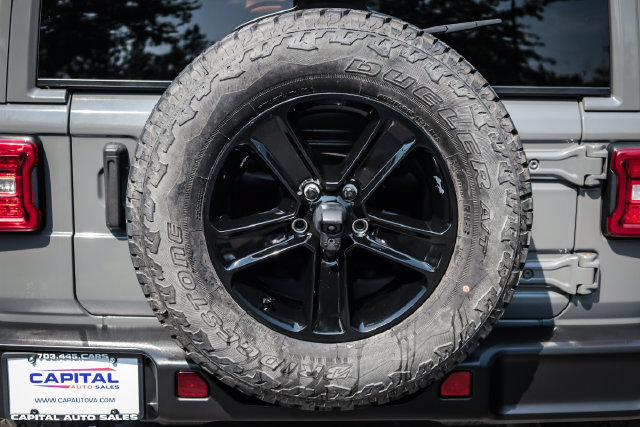 Used 2021 Jeep Wrangler Unlimited Sahara AWD/4WD image 26
