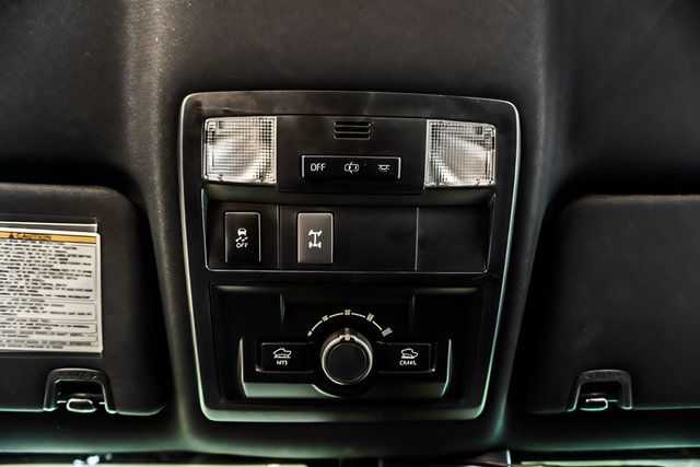 Used 2019 Toyota Tacoma TRD Off-Road w/ Technology Package AWD/4WD image 19