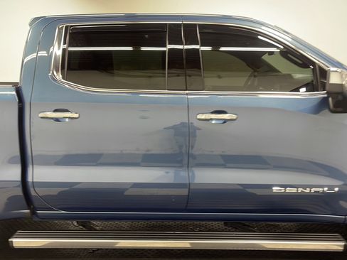Used 2025 GMC Sierra 1500 Denali w/ Denali Reserve Package AWD/4WD image 21