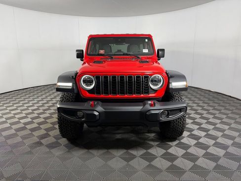 Used 2024 Jeep Wrangler Unlimited Rubicon AWD/4WD image 11