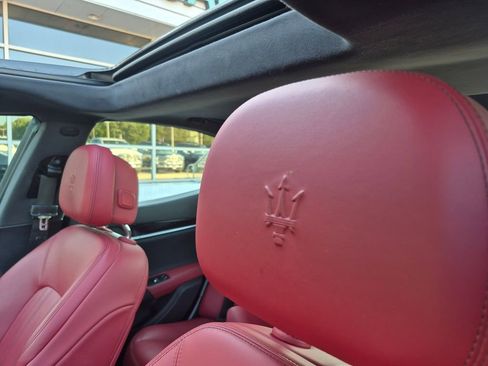 Used 2023 Maserati Ghibli Modena RWD image 18