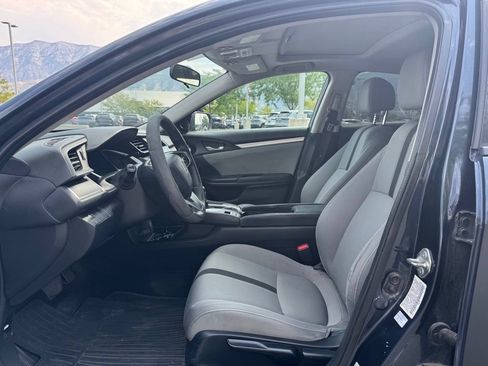 Used 2018 Honda Civic EX image 8