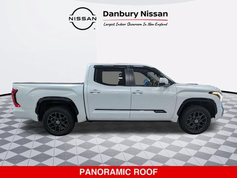 Used 2024 Toyota Tundra Platinum AWD/4WD image 2