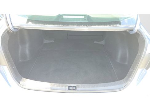 Used 2024 Toyota Corolla LE FWD image 9