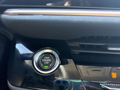 Certified 2025 Buick Envision Sport Touring image 23