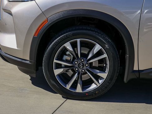 Used 2023 INFINITI QX60 Luxe w/ Cargo Package image 11