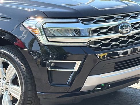 Used 2023 Ford Expedition Max Platinum AWD/4WD image 5