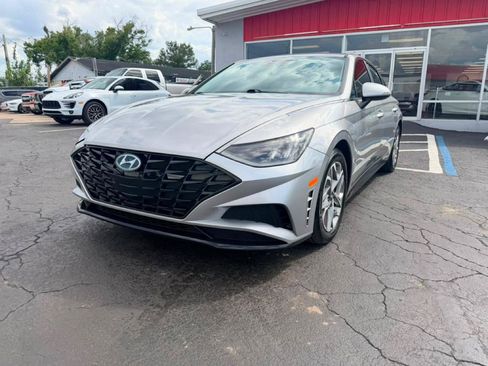 Used 2021 Hyundai Sonata SEL FWD image 3