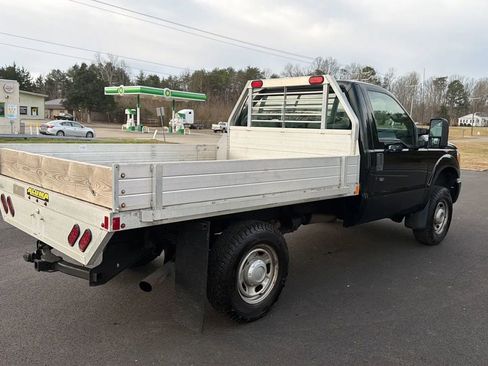Used 2012 Ford F250 XL w/ Snow Plow Prep Pkg image 7