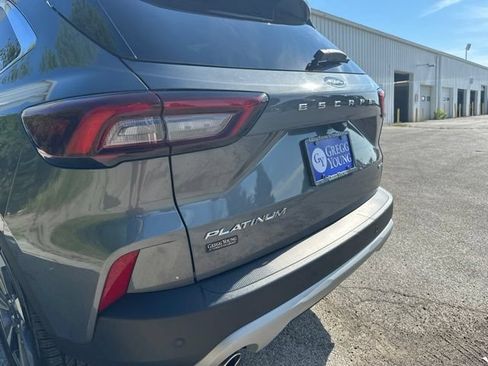 Used 2025 Ford Escape Platinum AWD/4WD image 15