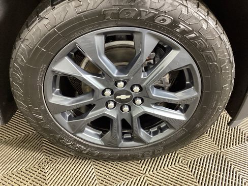 Used 2021 Chevrolet Traverse RS w/ LPO, Floor Liner Package AWD/4WD image 7