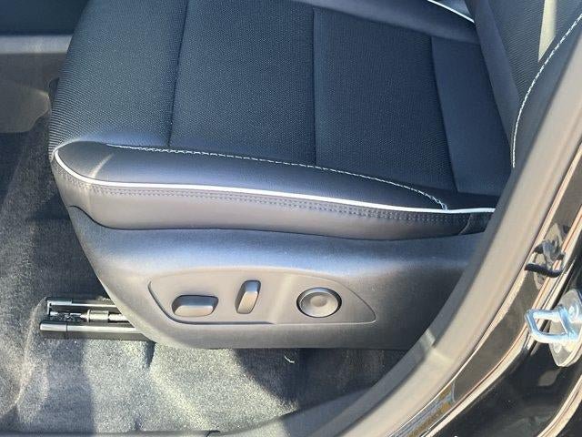 New 2026 GMC Acadia Denali w/ Super Cruise Package FWD image 10