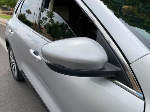 Used 2020 Ford Escape Titanium w/ Titanium Premium Package 2.0 image 18