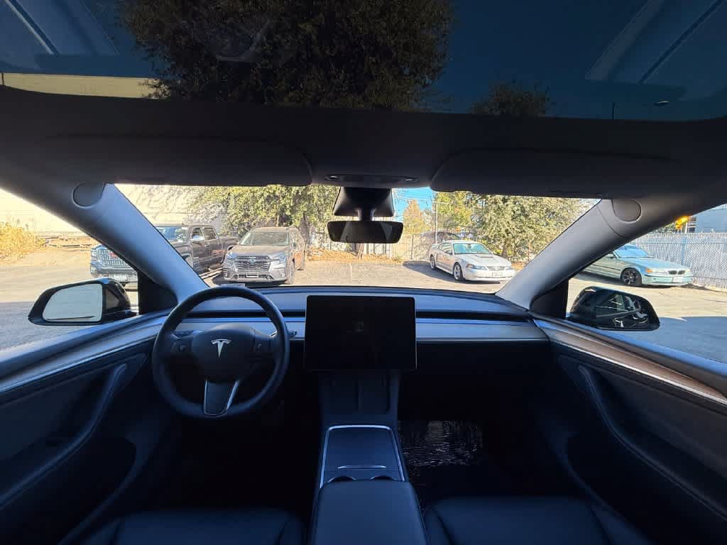 Used 2023 Tesla Model Y AWD image 10