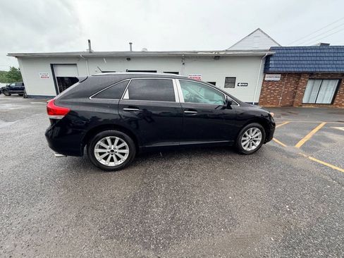 Used 2010 Toyota Venza AWD image 22