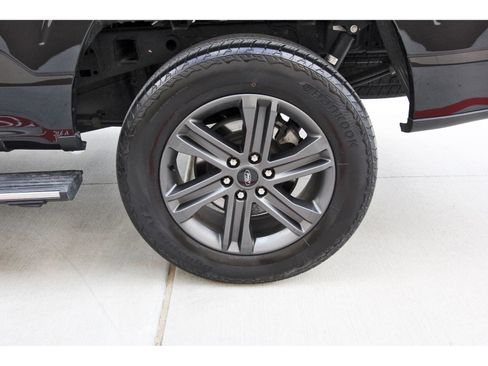 Used 2023 Ford F150 Lariat w/ Equipment Group 502A High AWD/4WD image 30