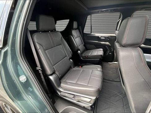 Used 2025 Chevrolet Tahoe RST w/ Comfort Package AWD/4WD image 25