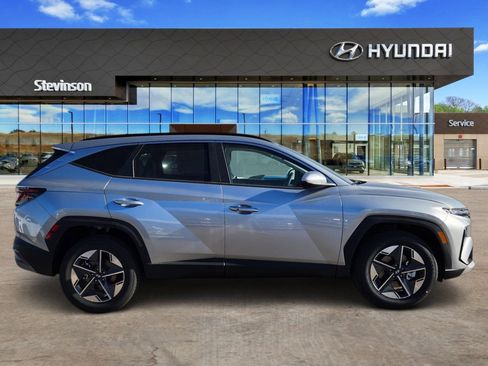 New 2026 Hyundai Tucson SEL image 4