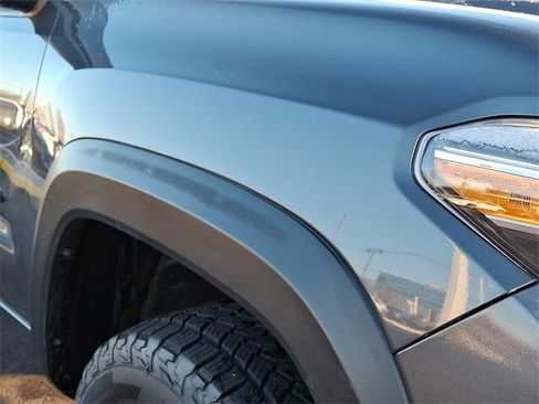 Certified 2023 Toyota Tacoma TRD Off-Road image 11