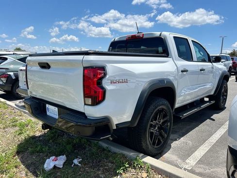 Used 2024 Chevrolet Colorado Trail Boss w/ Technology Package AWD/4WD image 7