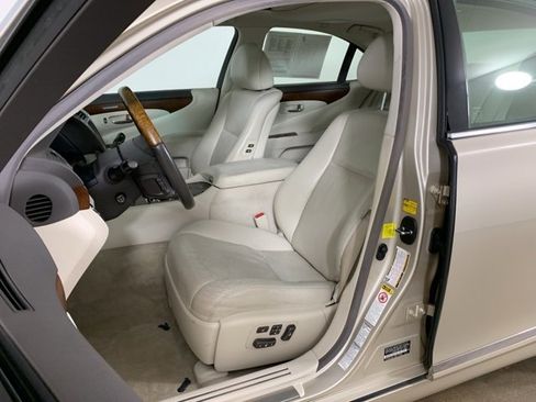 Used 2012 Lexus LS 460 AWD image 30