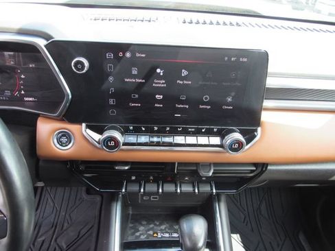 Used 2023 GMC Canyon AT4 w/ AT4 Premium Package AWD/4WD image 19