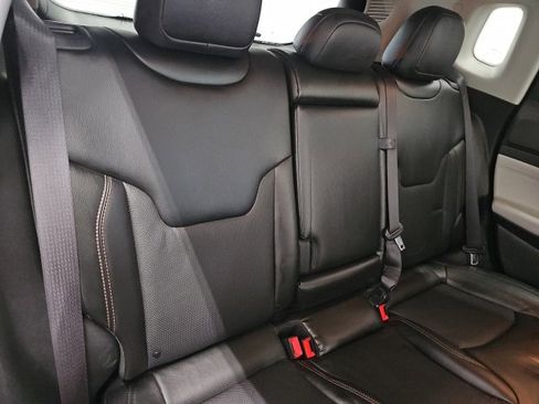 Used 2022 Jeep Compass Limited image 16