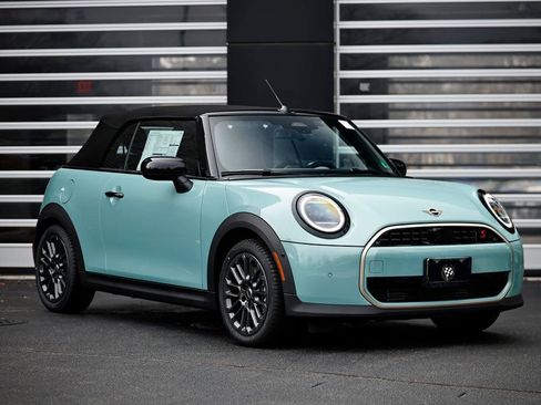 New 2026 MINI Cooper S image 1