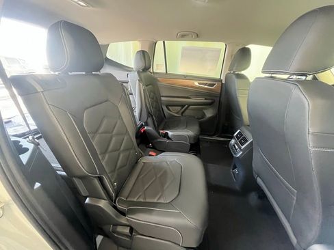 New 2026 Volkswagen Atlas SE image 22