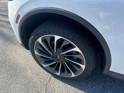 New 2026 Lincoln Aviator Reserve image 9