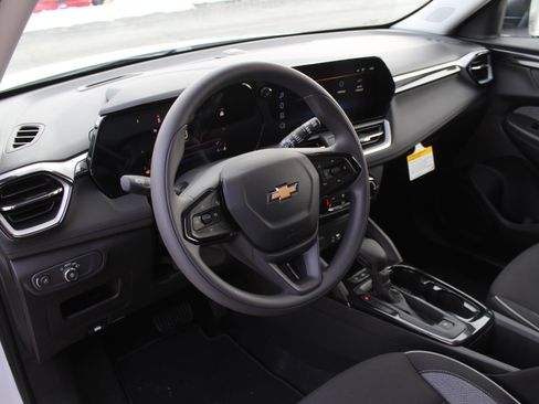 New 2026 Chevrolet TrailBlazer LS image 10