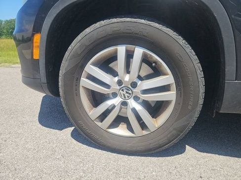 Used 2017 Volkswagen Tiguan S AWD/4WD image 10