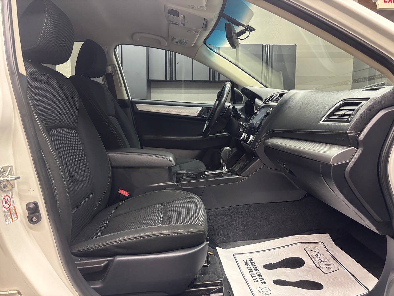 Used 2018 Subaru Outback 2.5i Premium w/ Popular Package #1 AWD/4WD image 26