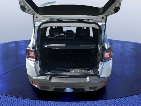 Used 2021 Jeep Renegade Limited w/ Trailer Tow Group image 10