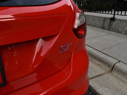 Used 2013 Ford Focus ST image 32