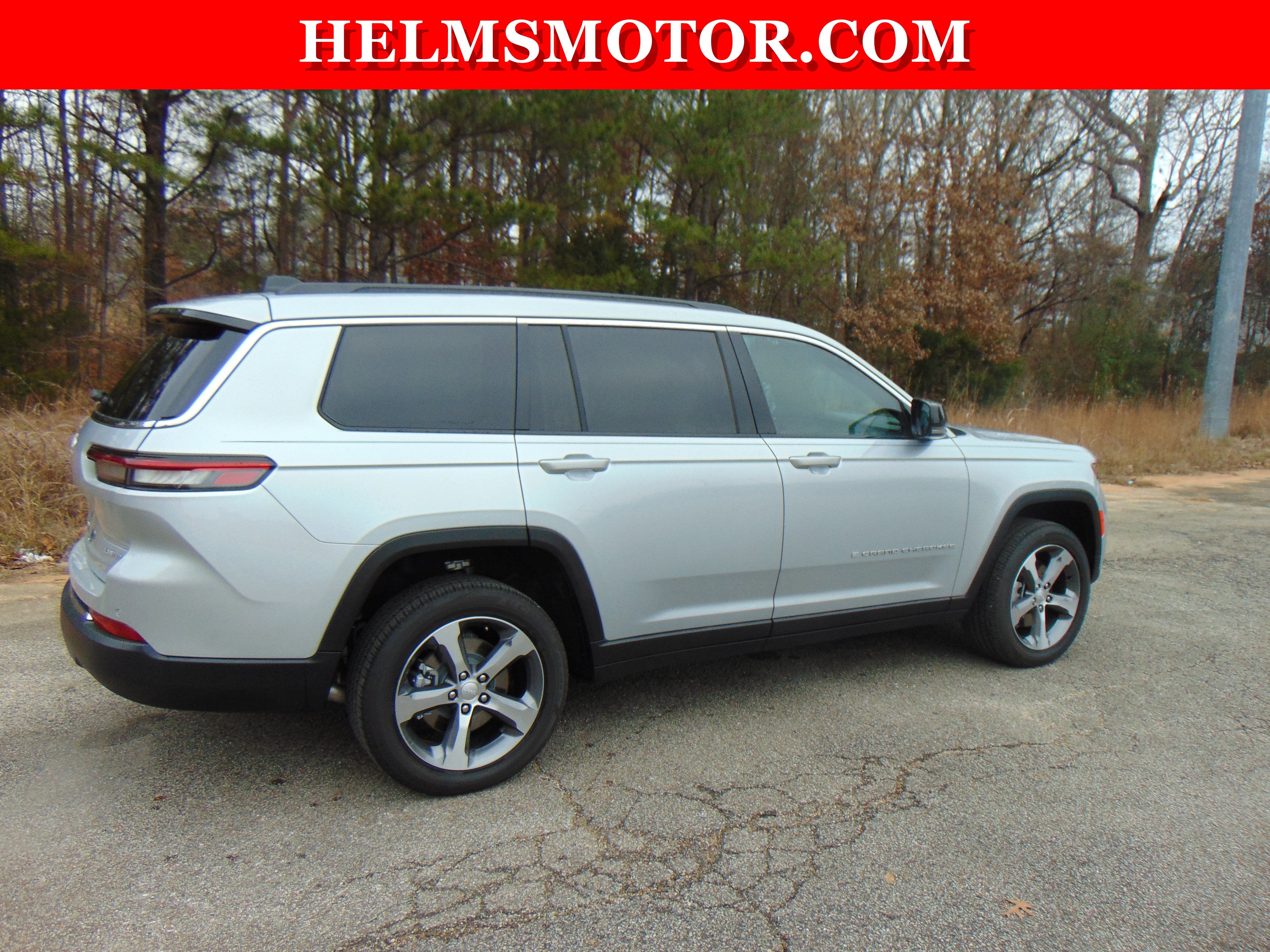 Used 2025 Jeep Grand Cherokee L Limited RWD image 14