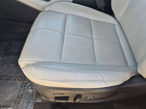 Used 2022 Kia Telluride SX image 12