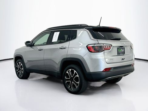 Used 2023 Jeep Compass Limited w/ Sun and Sound Group AWD/4WD image 5